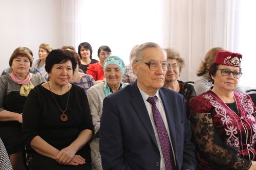 Азнакайда “Әдәби офыклар” китабын тәкъдим итү кичәсе узды