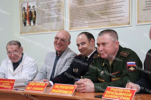 В Азнакаево проходит весенний призыв