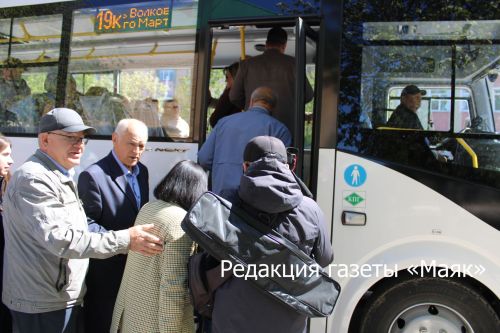 Азнакайлылар өчен күңелле вакыйга: шәһәр урамнары һәм якын-тирә торак пунктларына өр-яңа автобуслар йөри башлады