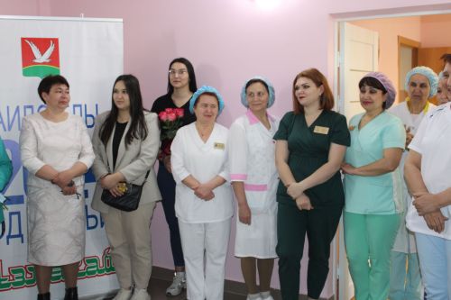 В Азнакаевском районе поздравили с рождением четвертого ребенка семью участника специальной военной операции