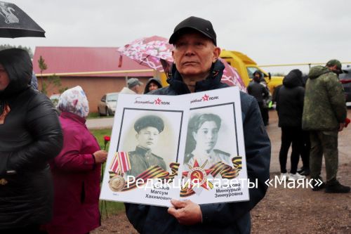 В Актюбе открыли обновленный памятник павшим