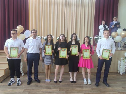 Азнакай политехника техникумында чыгарылыш кичәсе узды