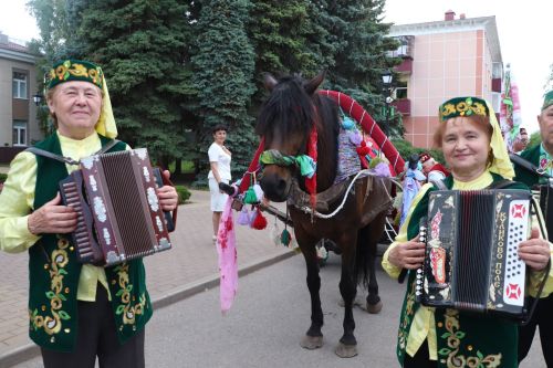 Азнакайда сөрән сугалар