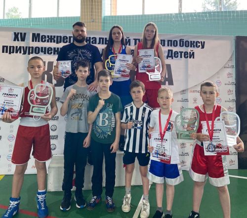 Азнакай спортчылары – бокс турниры җиңүчеләре