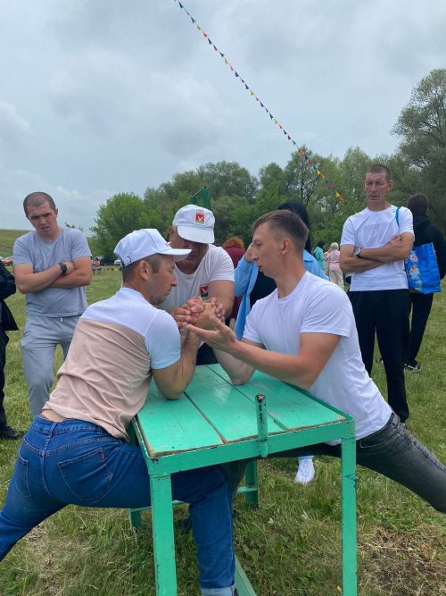 Сәпәй авылы Сабан туенда әтәч куганнар