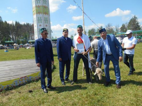 Азнакай Сабантуе башының күркәм мәлләре