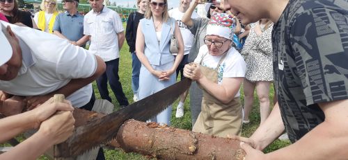 Азнакай Сабан туенда утын да ярдылар