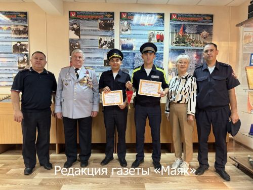 Азнакай юл-патруль экипажы республикада иң яхшы булып танылды!