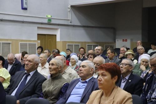 Азнакаевские ветераны живут активно