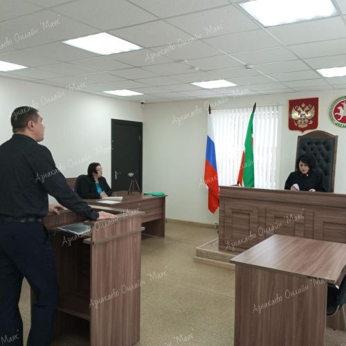 Азнакайлы исерек килеш транспорт чарасы белән  идарә итүдә гаепләнә