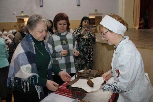 Азнакайлылар Ленинград блокадасы каһарманнарын искә алдылар