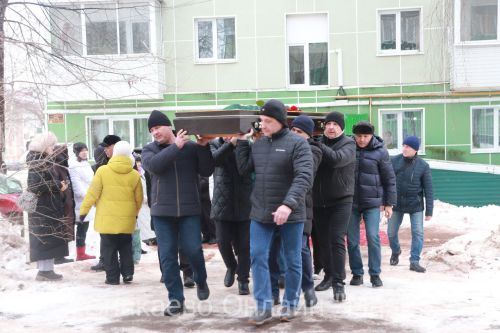 Азнакай үзенең бердәнбер Бөек Ватан сугышы ветераны Аюпов Гайнулла Гаффаз улы белән хушлашты