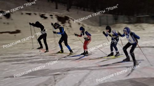 Азнакайда кичке чаңгы узышлары үтте