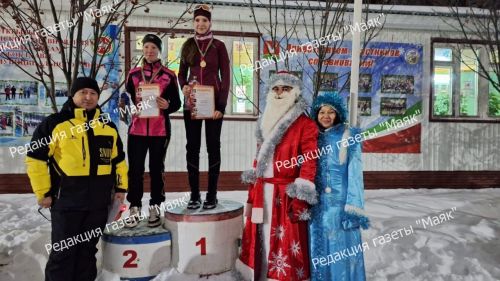Азнакайда кичке чаңгы узышлары үтте