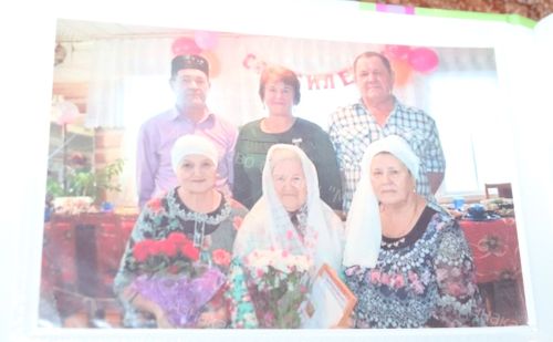 Гасырны да атлап узган Таһира әби