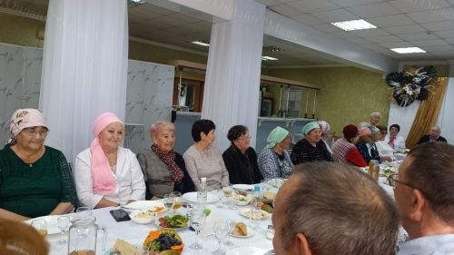 Өлкәннәр айлыгы уңаеннан ветераннарны хөрмәтләделәр