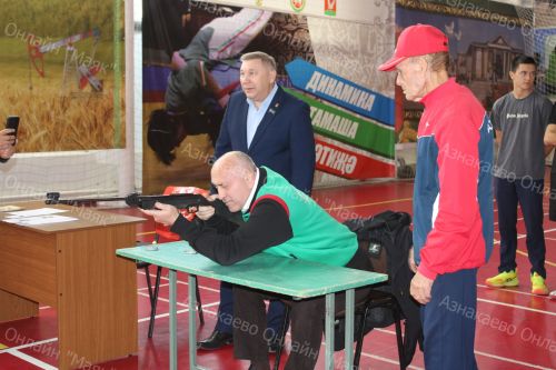 Азнакайда пневматик винтовкадан ату буенча ярышлар узды