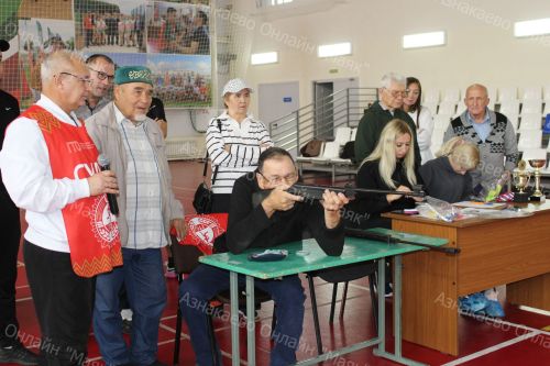 Азнакайда пневматик винтовкадан ату буенча ярышлар узды