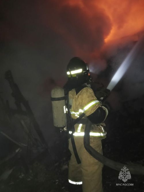 В Азнакаевском районе при пожаре в частном доме погиб мужчина