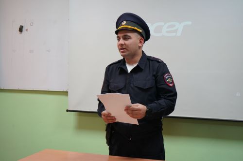 Азнакаевское отделение ДОСААФ провело бесплатные занятия для водителей старшего возраста