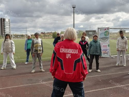 Азнакаевские медики провели оздоровительную акцию «10 000 шагов к здоровому сердцу!»