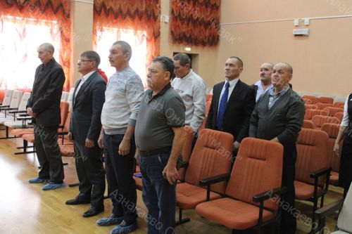 В Азнакаевской школе № 1 чествовали отцов героев