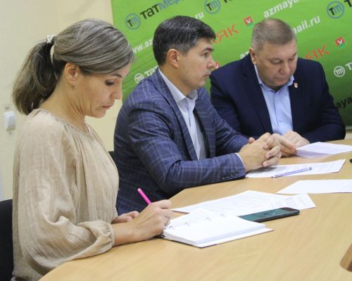 В Азнакаево обсудили безопасность на дорогах