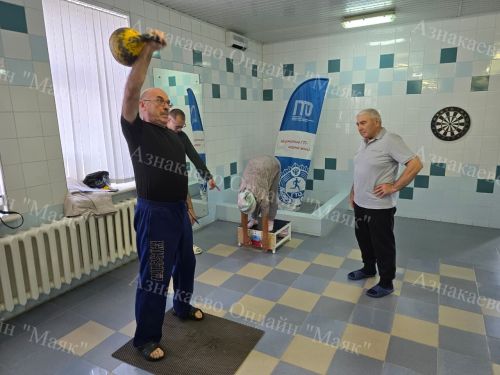 Азнакай пенсионерлары спорт ярышларына әзер