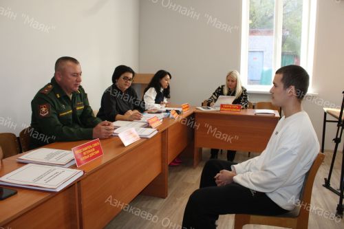 Азнакаевские юноши готовятся к службе в армии