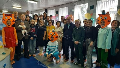 В Азнакаево открылась секция по грудничковому плаванию