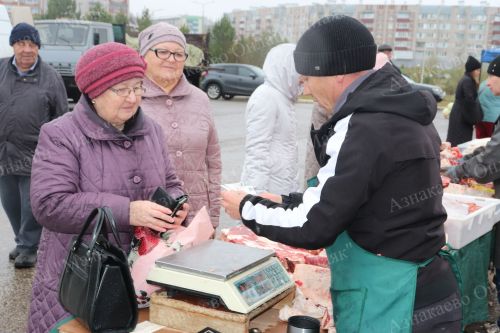 Азнакайда – бәйрәм ярминкәсе
