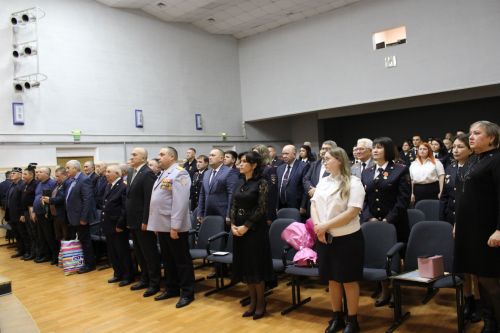 В Азнакаево чествовали сотрудников полиции