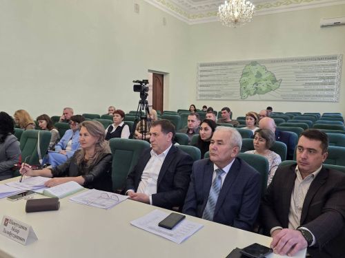 Расим Баксиков оценил организацию поддержки участников СВО и работу волонтеров в Азнакаевском районе