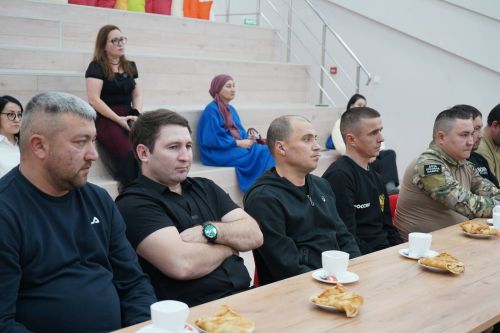 В Азнакаево состоялась встреча с ветеранами СВО