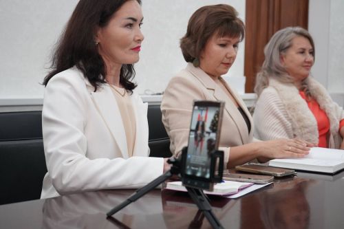 Глава района ответил на вопросы азнакаевцев в прямом эфире