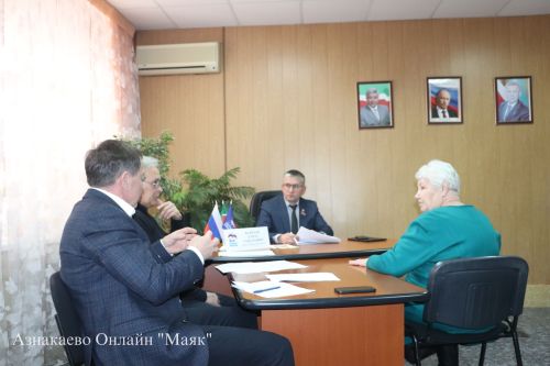 Депутат провел прием азнакаевцев