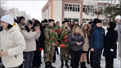 Азнакаево не забывает своих героев