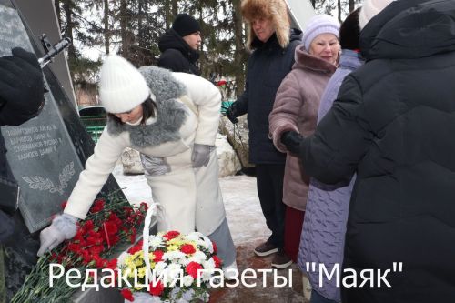 В Азнакаево прошел митинг, посвященный героям афганской войны