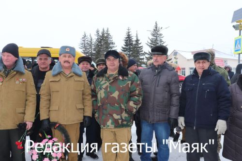 В Азнакаево прошел митинг, посвященный героям афганской войны
