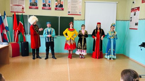 Туган тел: праздник родного языка в Азнакаево
