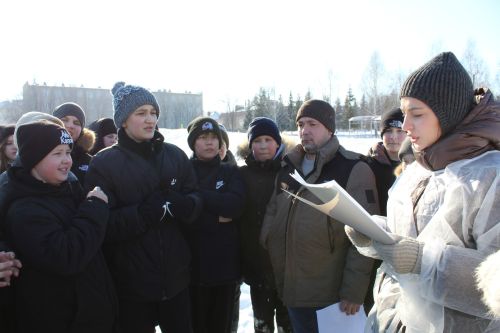 В Азнакаево прошла военно-спортивная игра «Зарница»