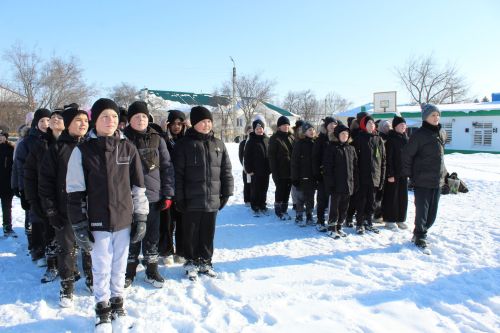 В Азнакаево прошла военно-спортивная игра «Зарница»