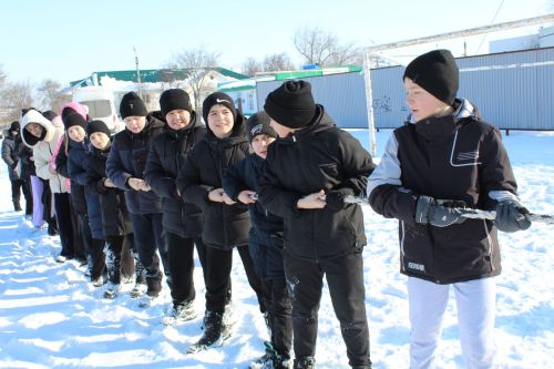 В Азнакаево прошла военно-спортивная игра «Зарница»