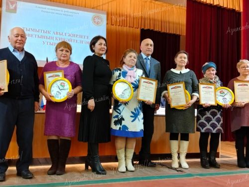 Азнакай районы Тымытык авыл җирлеге советының  киңәйтелгән утырышы узды