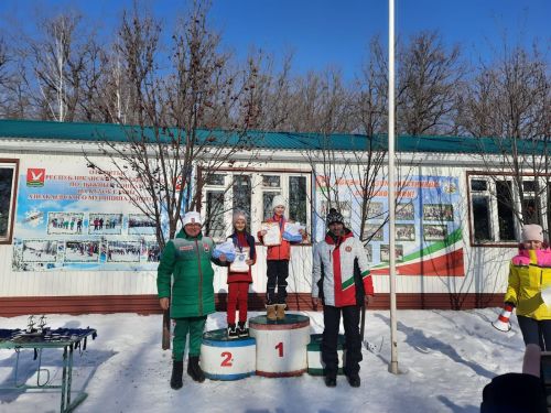 Йөзләгән азнакайлы «Россия чаңгы юллары» Бөтенроссия массакүләм чаңгыда узышу ярышына кушылды