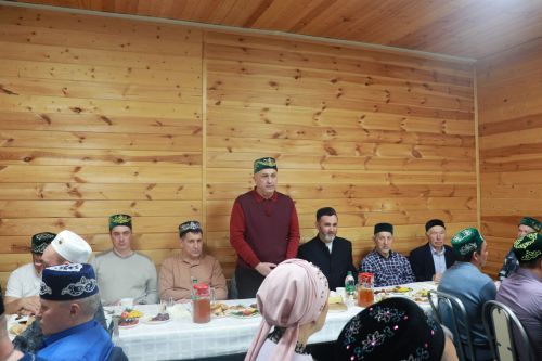 Азнакай районы башлыгы хәйрия кичке ашы уздырды