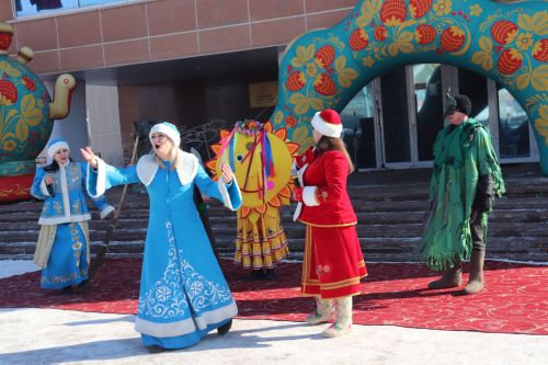 В Азнакаево прошёл праздник  «Ай - да, Масленица!»