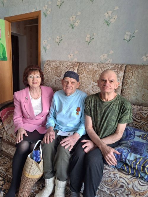 Вручение юбилейных медалей «80 лет Победы в ВОВ 1941-1945гг.» труженикам тыла