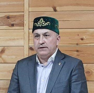 Азнакай районы башлыгы мөселманнарны Ураза бәйрәме белән котлады