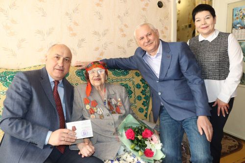 Вручение юбилейных медалей «80 лет Победы в ВОВ 1941-1945гг.» труженикам тыла